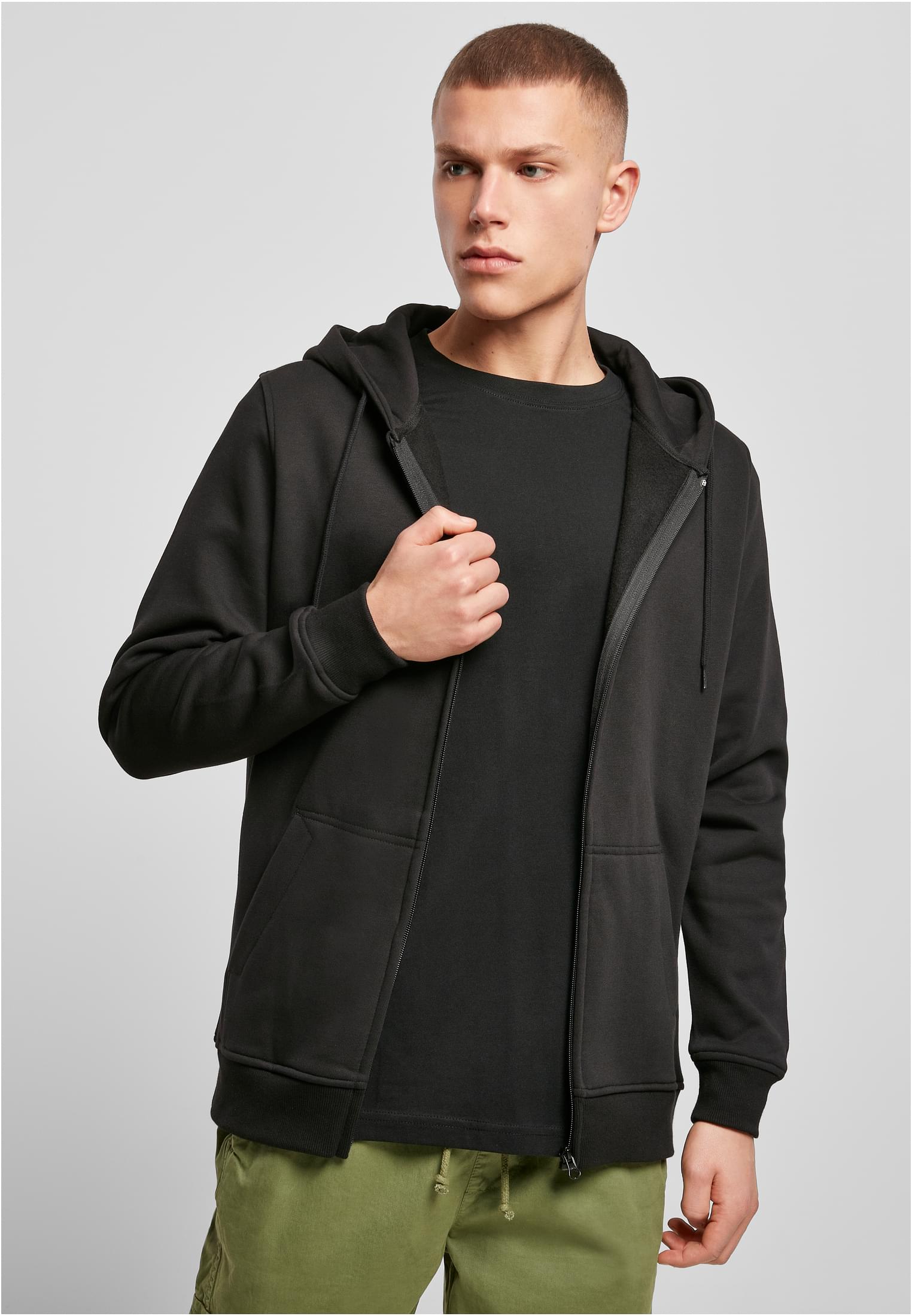 Heavy Zip Hoody schwarz Model